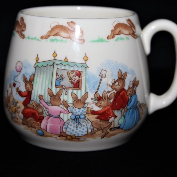 Bunnykins Mug "Punch and Judy" | Vintage Royal Doulton Bunnykins - Picture 2 of 12
